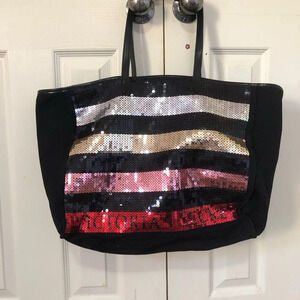 Victoria’s Secret tote bag, waterproof interior‎